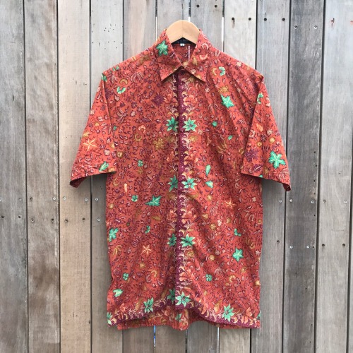 Vtg Indonesian batik pattern cotton shirt (100)