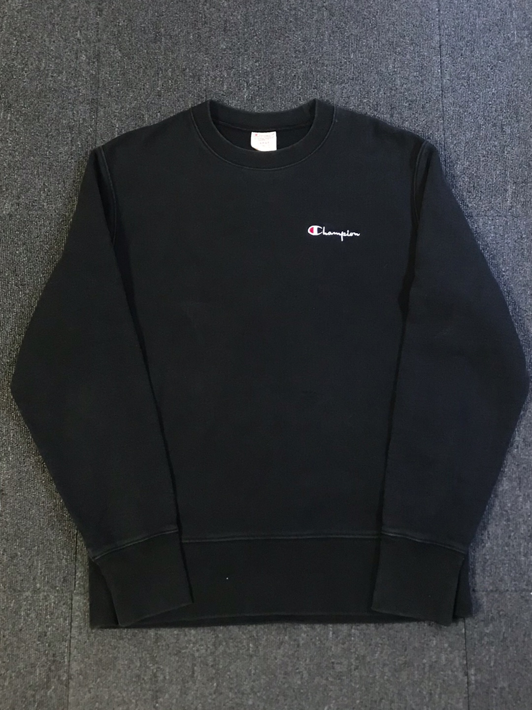 champion reverse weave sweatshirt (L size, ~103 추천)